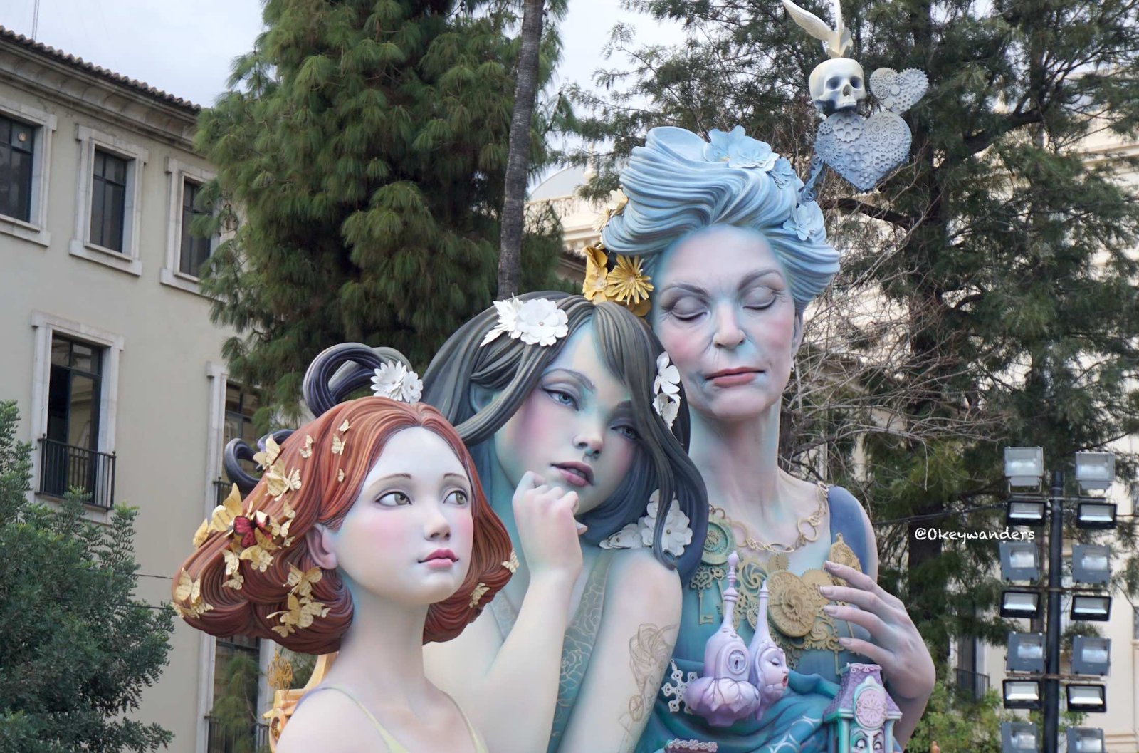 西班牙節日法雅節街頭人偶裝飾 Valencia during Fallas