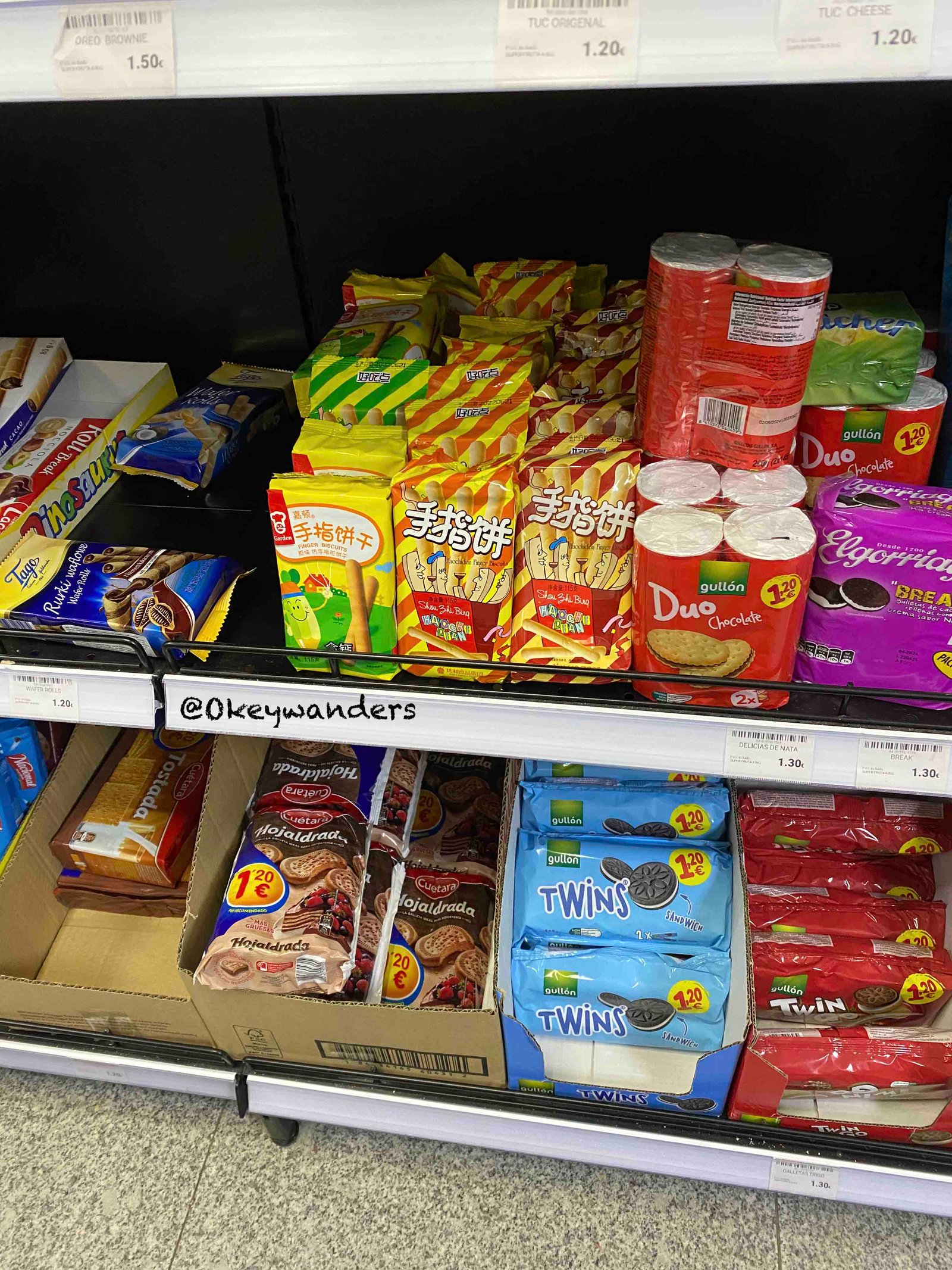 asian food selling in local store 里斯本雜貨店裡售賣的亞洲食品