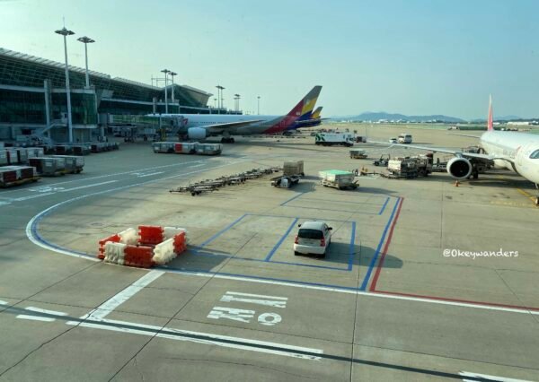 Arrive Incheon Airport 到達仁川機場