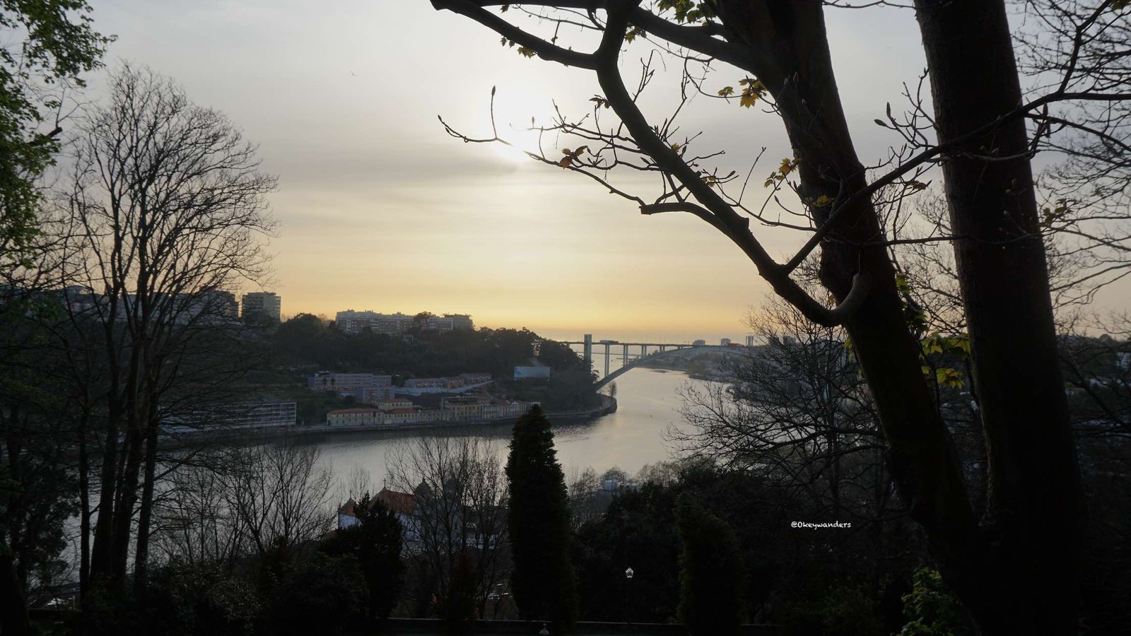 阿拉比達橋 Ponte da Arrábida
